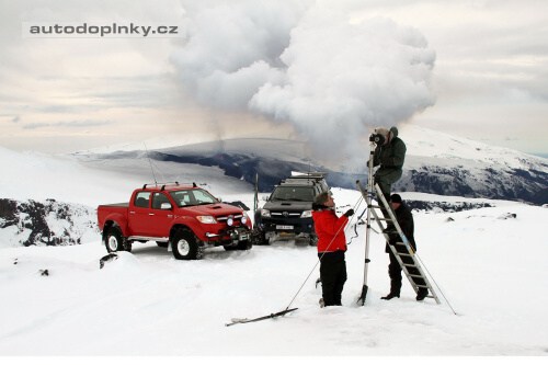 Toyota Hilux Volcano p�ed erupc�