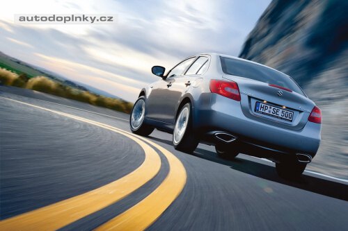 Suzuki Kizashi u� na podzim