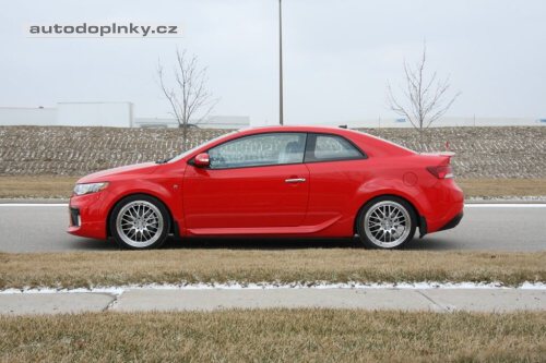 Kia Koup SX-R v Kanad�