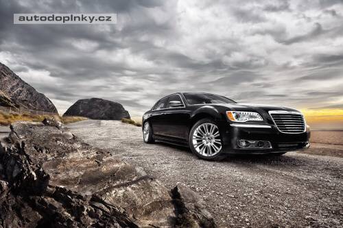 Chrysler 300 � foto interi�ru