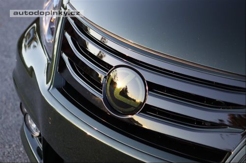 Lexus LS 600h L od Foxe