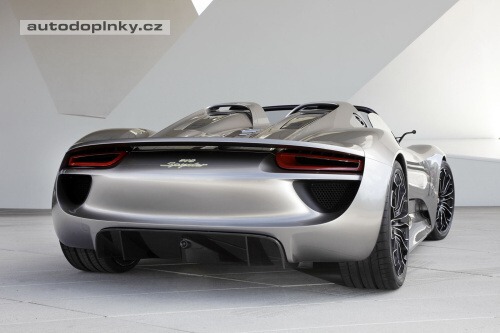 Porsche potvrdilo nov� model