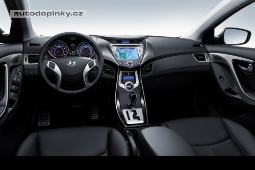 Elantra - nov� obr�zky