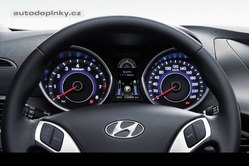 Elantra - nov� obr�zky
