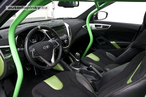 Hyundai Veloster ovl�d� Las Vegas