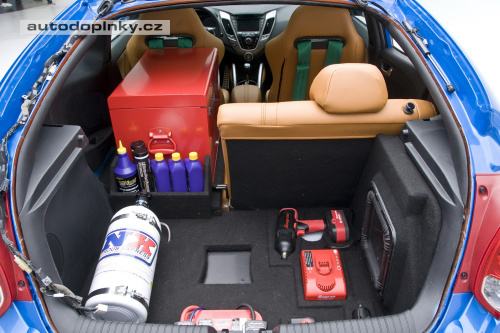 Hyundai Veloster ovl�d� Las Vegas