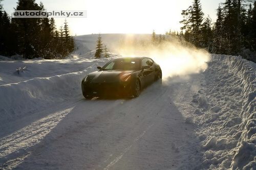 Ferrari FF na dal��ch fotk�ch
