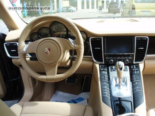 Zlat� Panamera v �ech�ch