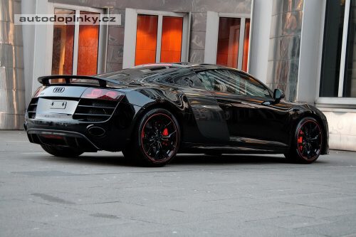Audi R8 Hyper Black