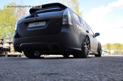 �v�d postavil z Vipera Saab