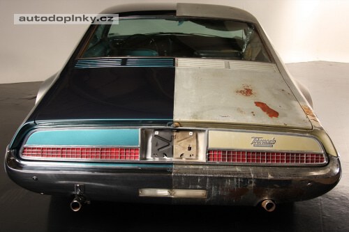 Oldsmobile Toronado - Dv� tv��e