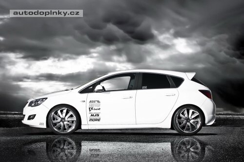 360 kon� pro Opel Astra Turbo