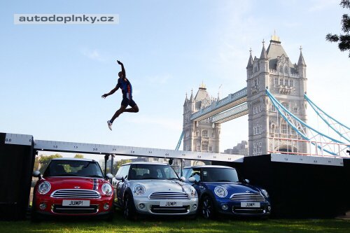 Mini Cooper pro Olympi�du 