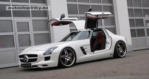 Senner se pustil do SLS AMG