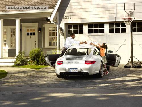 Nez�visl� filma�i re��ruj� Porsche