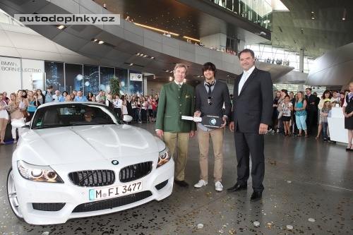 BMW Welt - 10000000 lid�