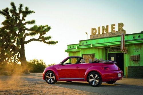 VW zve�ejnil ceny kabrioletu Beetle