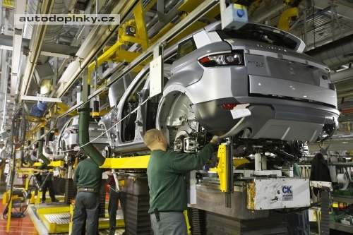 Land Rover nabere 1000 zam�stnanc�