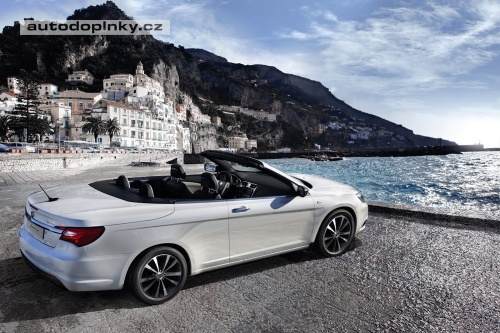 Lancia Flavia Cabrio m��� do �enevy