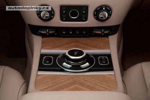 Rolls Royce Wraith ofici�ln�