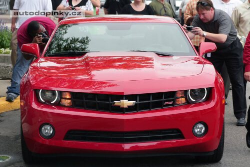 V�ichni cht�j� Camaro