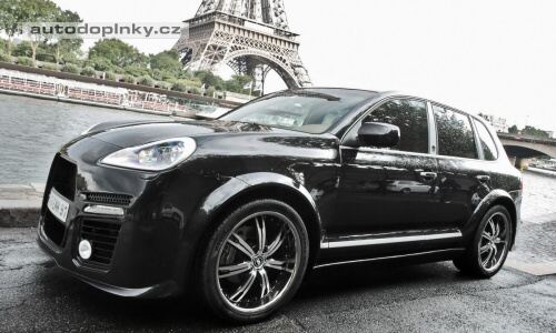 Francouzsk� buldo�ek Cayenne