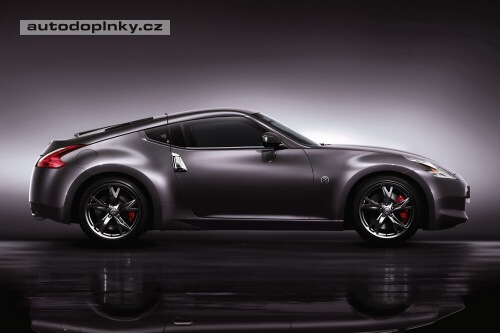 370Z oslavuje �ty�icetiny