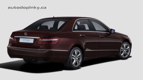Mercedes-Benz E v nov�m