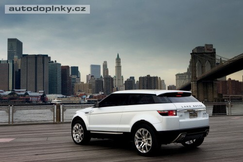 Land Rover LRX schv�len