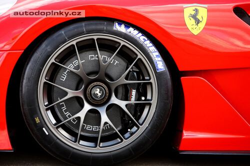 Ferrari 599XX - ultimativn� zabij�k