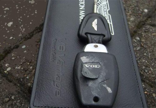 Ostuda pro Aston Martin