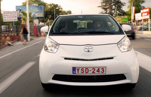 Toyota iQ v nov� fotogalerii