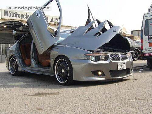 BMW 7 z Nissanu Maxima
