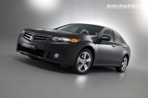 Honda Accord v nov�m