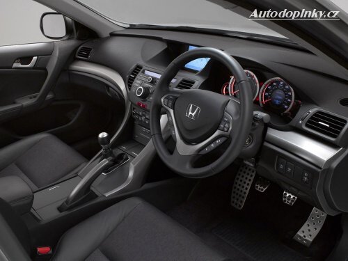 Honda Accord v nov�m
