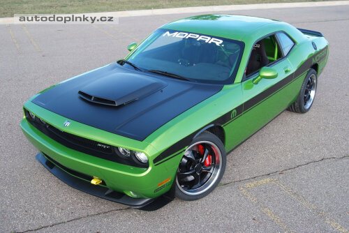 Challenger Targa se st�echou