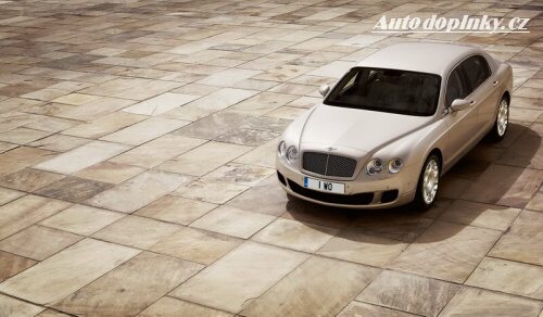 Nov� Flying Spur Speed