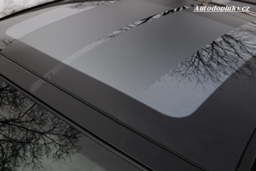 GT500KR se sklen�nou st�echou