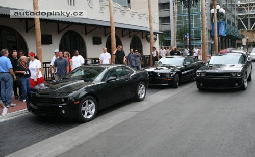 T�i muscle cars kone�n� spolu