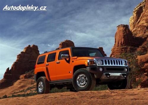 Hummer H3 dostane 8V