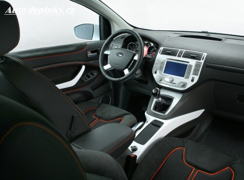 Ford Kuga ofici�ln�