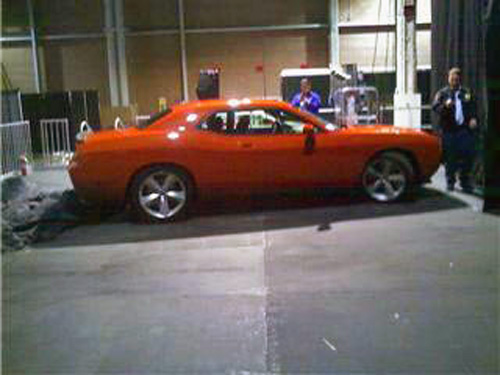 Challenger SRT8 od 38 tis�c dolar�