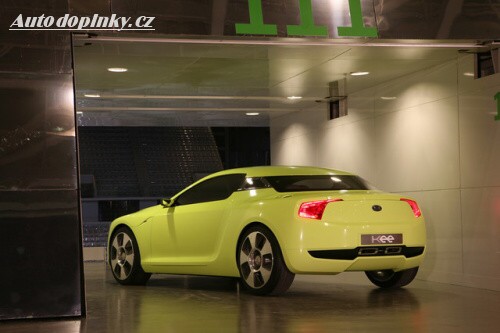 Kia Kee Sports Coupe