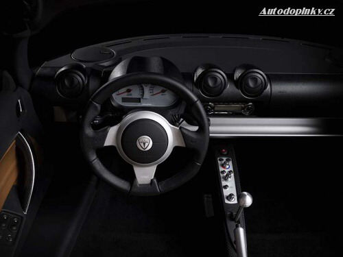 Tesla Roadster m� zpo�d�n�