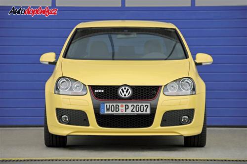 VW Golf GTI Pirelli