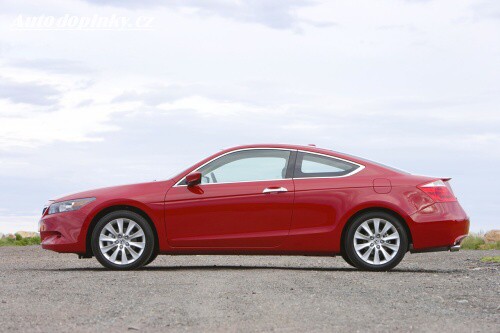 Honda Accord Coupe v nov�m