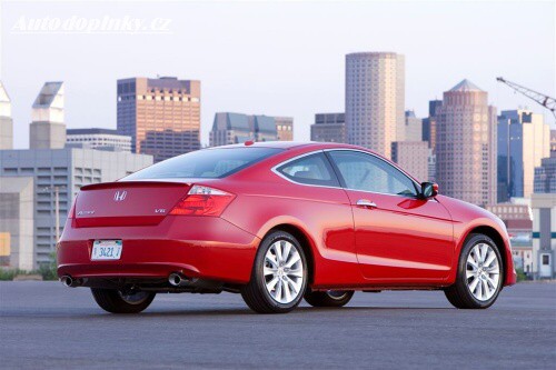 Honda Accord Coupe v nov�m