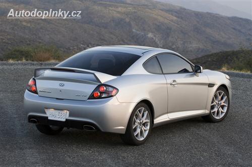 Nov� Hyundai Coup�
