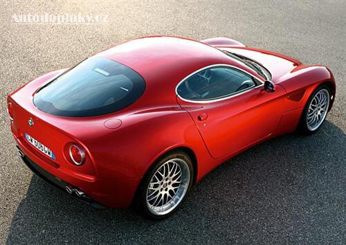 Alfa Romeo 8C