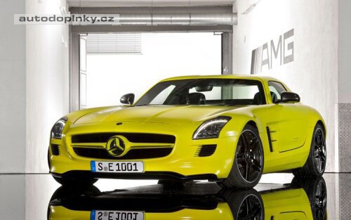 Mercedes SLS AMG na baterky